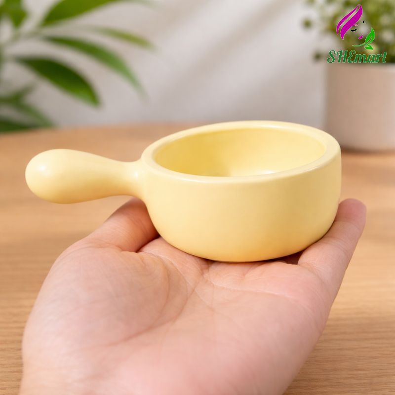 Đế đựng nến tealight có tay cầm, nến thơm bền chắc, làm decor, sản phẩm tinh tế - SHEMart Candles mau vang nhat Đế đựng nến tealight có tay cầm, nến thơm bền chắc, làm decor, sản phẩm tinh tế - SHEMart Candles mau vang nhat